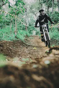 Mtb unbermed curve
